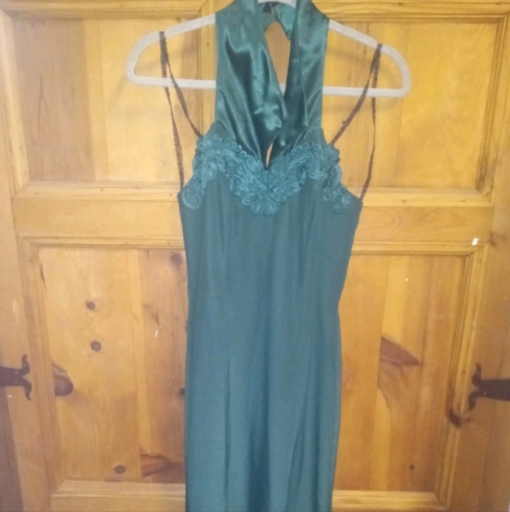 Nina Canacci Elegant Green Dress